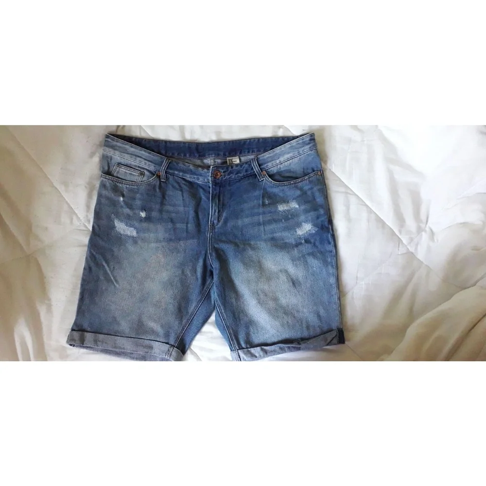 Denim Shorts Men's Blue Distressed, Ripped